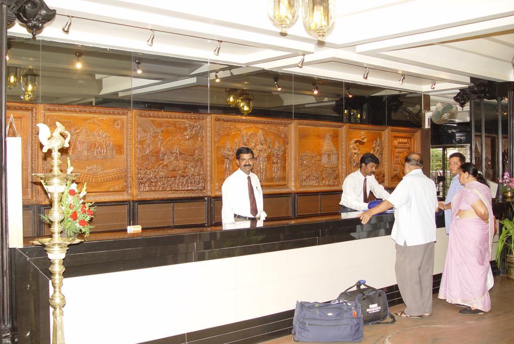 Hotel Supreme Madurai Esterno foto